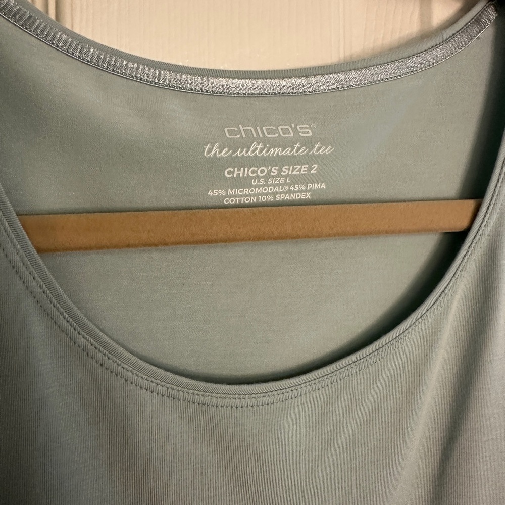 Chico's Light Sage Green Long-Sleeve Scoop Neck Top - Picture 2 of 3